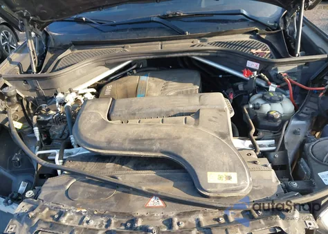 2016 BMW X5 Edrive xDrive40E z USA, uszkodzony, nr VIN 5UXKT0C59G0S75785